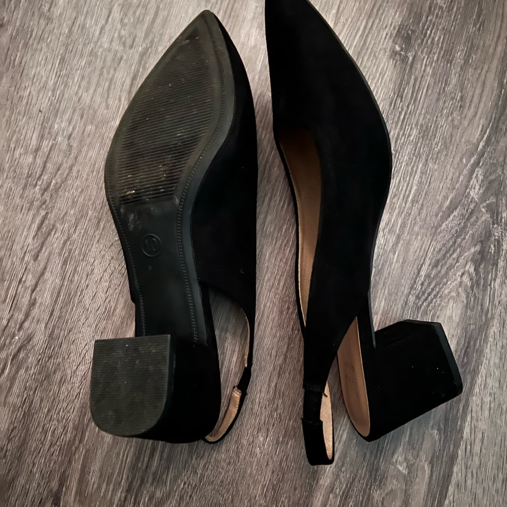 Heels - Picture 3 of 3